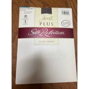 Hanes Plus Silk Reflections Control Top Enhanced Toe 3 Plus Town Taupe Hose NEW!